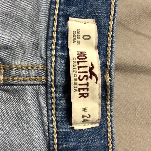 Hollister jean shorts - Picture 3 of 3